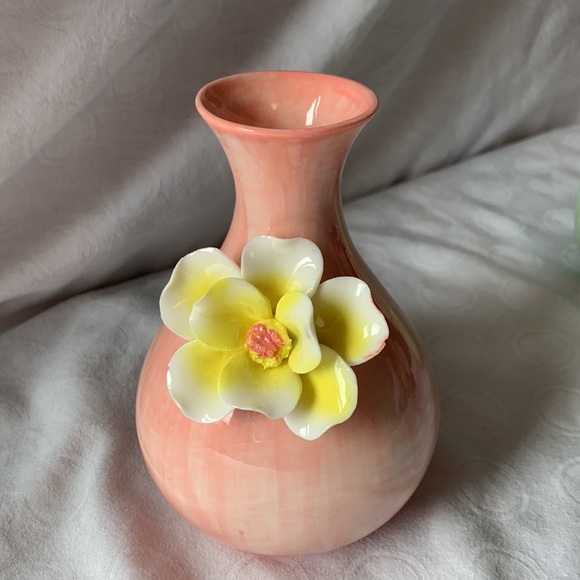 2 Ceramic Bud Vases - Picture 2 of 5